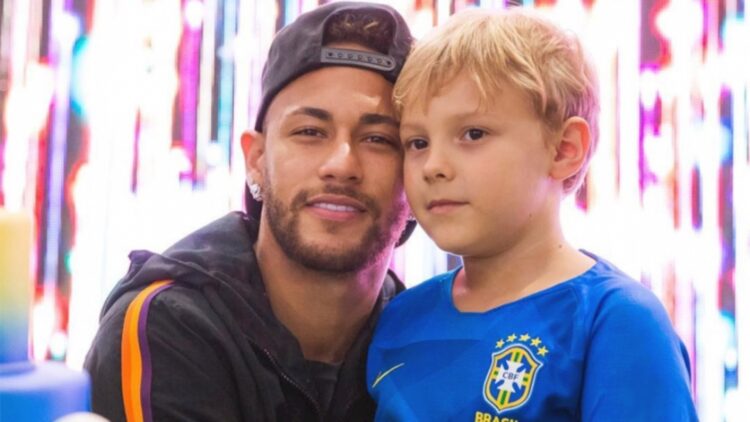 Neymar và con trai