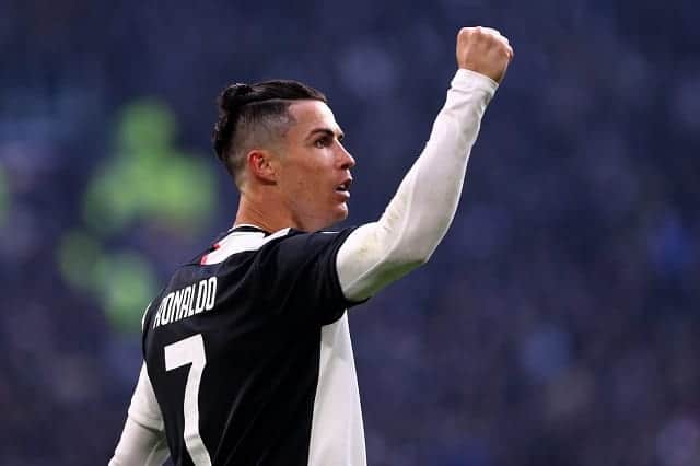 Cristiano Ronaldo diem danh cau thu noi tieng