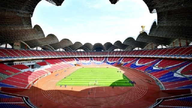 Rungrado may day sân vận động lớn nhất thế giới